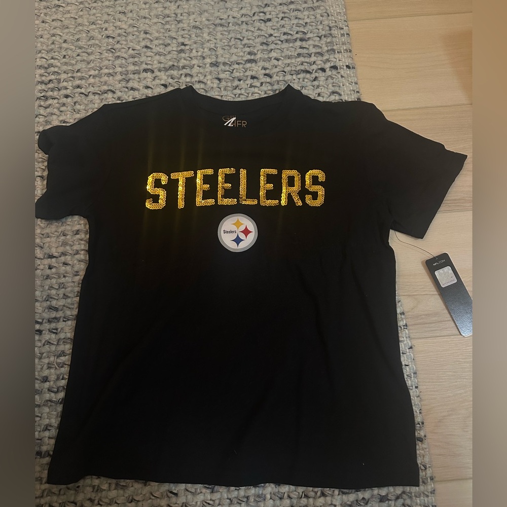 NWT Steelers Shirt Women’s Small